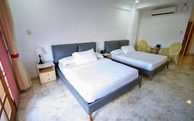 Clarkton Hotel Apartment